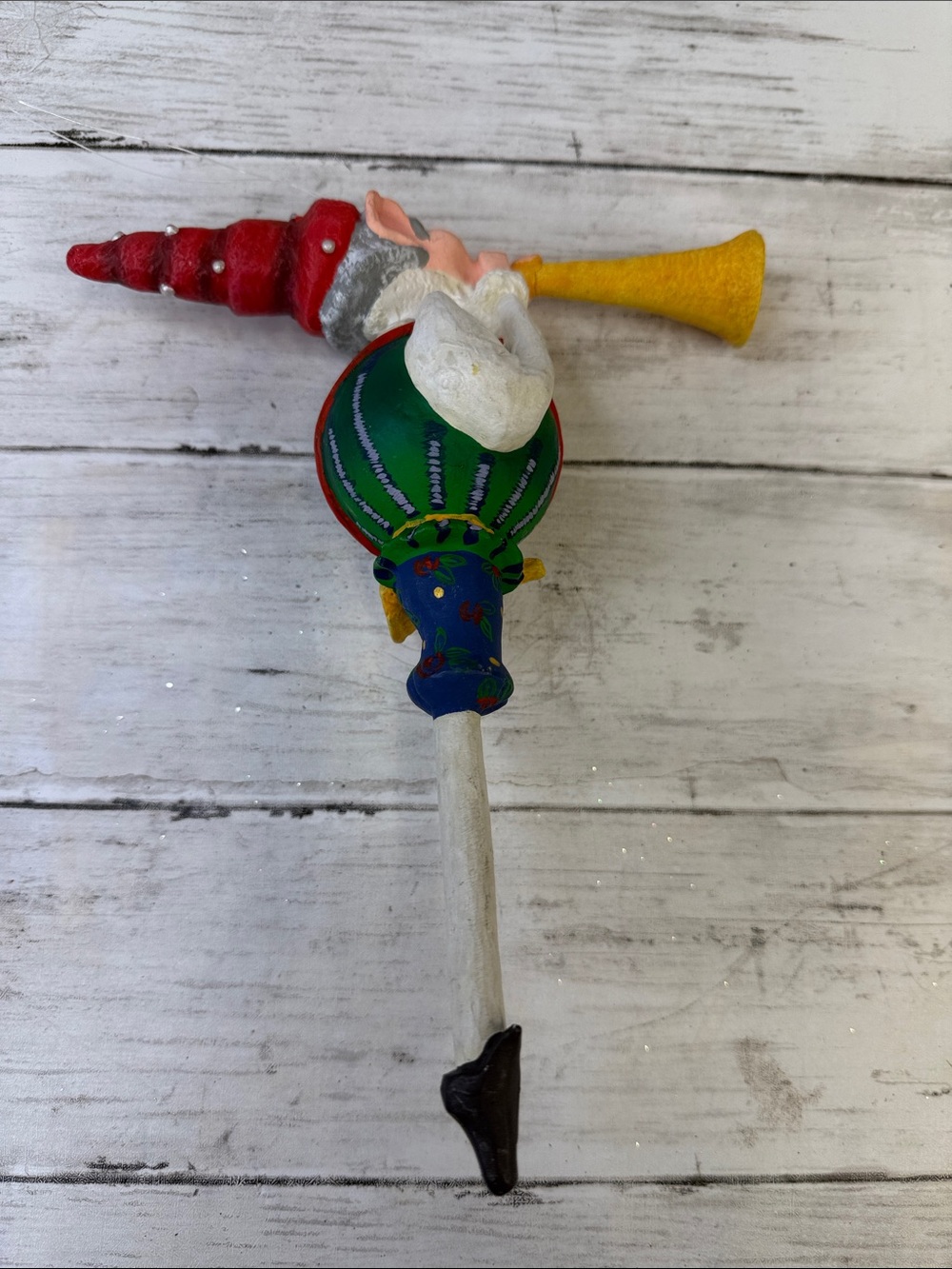 Dept 56 Large Elf Piper Christmas ornament folksy